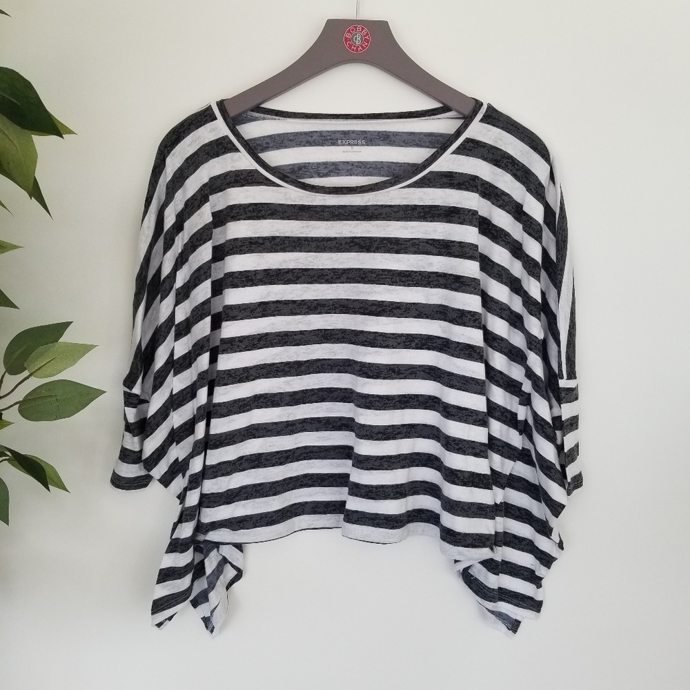 ⭐ 3/$20 Express Striped Webbed Crew Neck Top